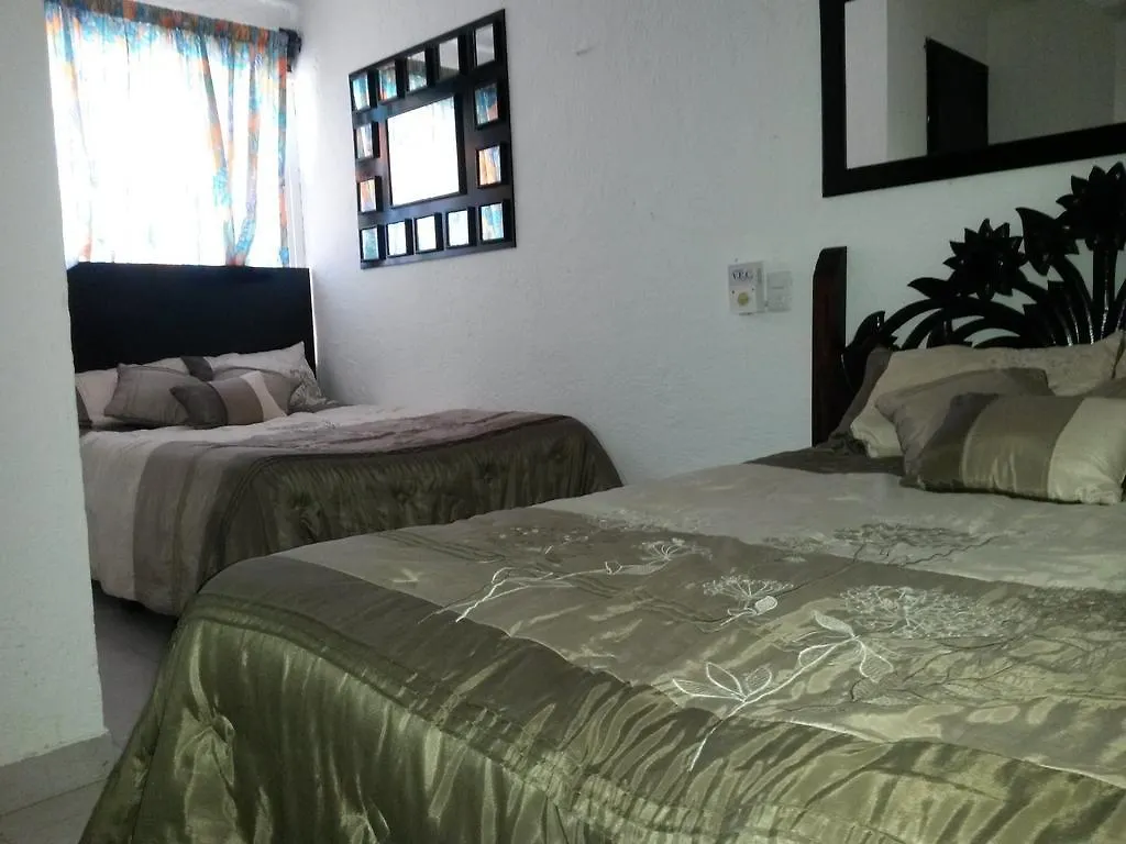 Hotel Hacienda Agua Azul Playa del Carmen